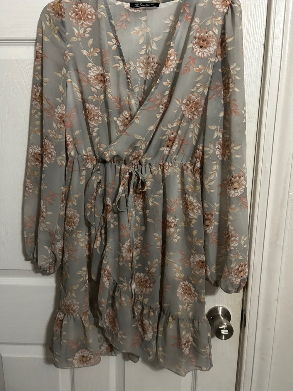 Simplee Apparel Gray Floral Wrap Midi Dress with Blush and Cream Flowers